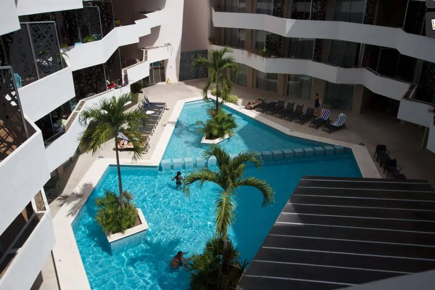 Private Room In Luxury Condo Downtown Playa del Carmen Apartment